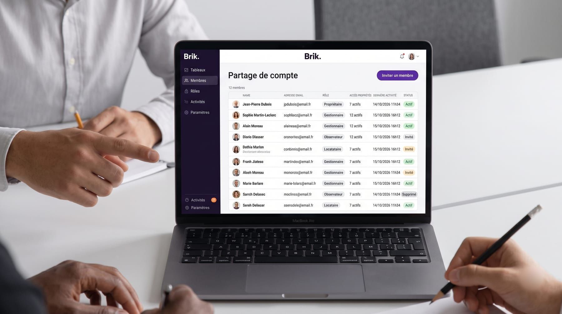 Écran Partage de compte de Brik présenté en réunion entre associés